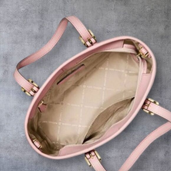 NWOT Michael Kors Jet Set travel Tote with Signature Monogram - Picture 4 of 5